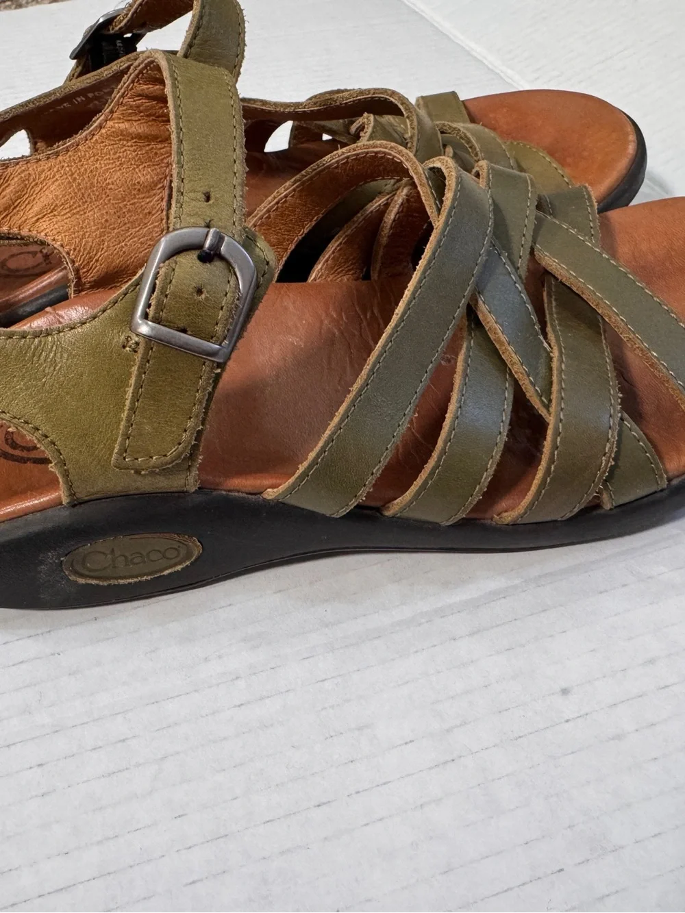 Chacos Green Leather Strappy Outdoorsy Sandals Womens 7 Comfort Hiking